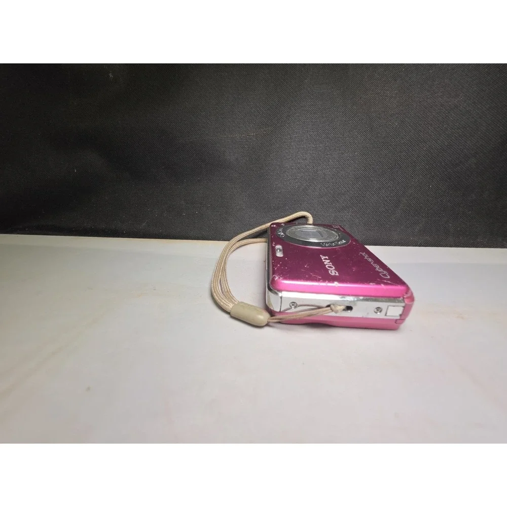 Sony Cyber-shot DSC-W220 12.1MP Digital Point & Shoot Camera Pink Untested